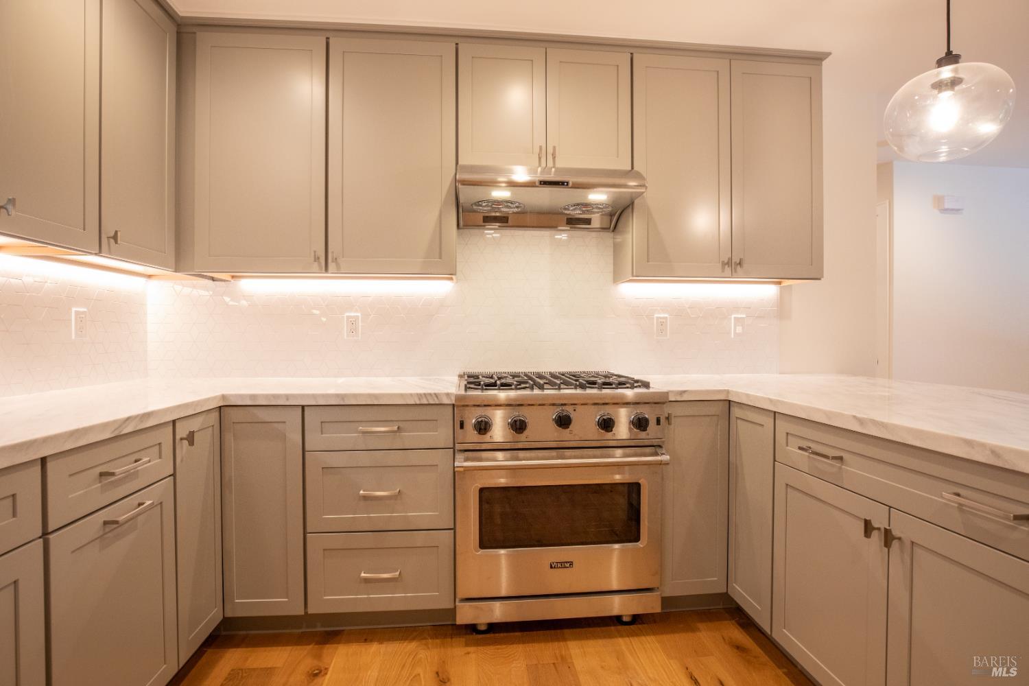 1914 Redwood Drive Healdsburg CA 95448