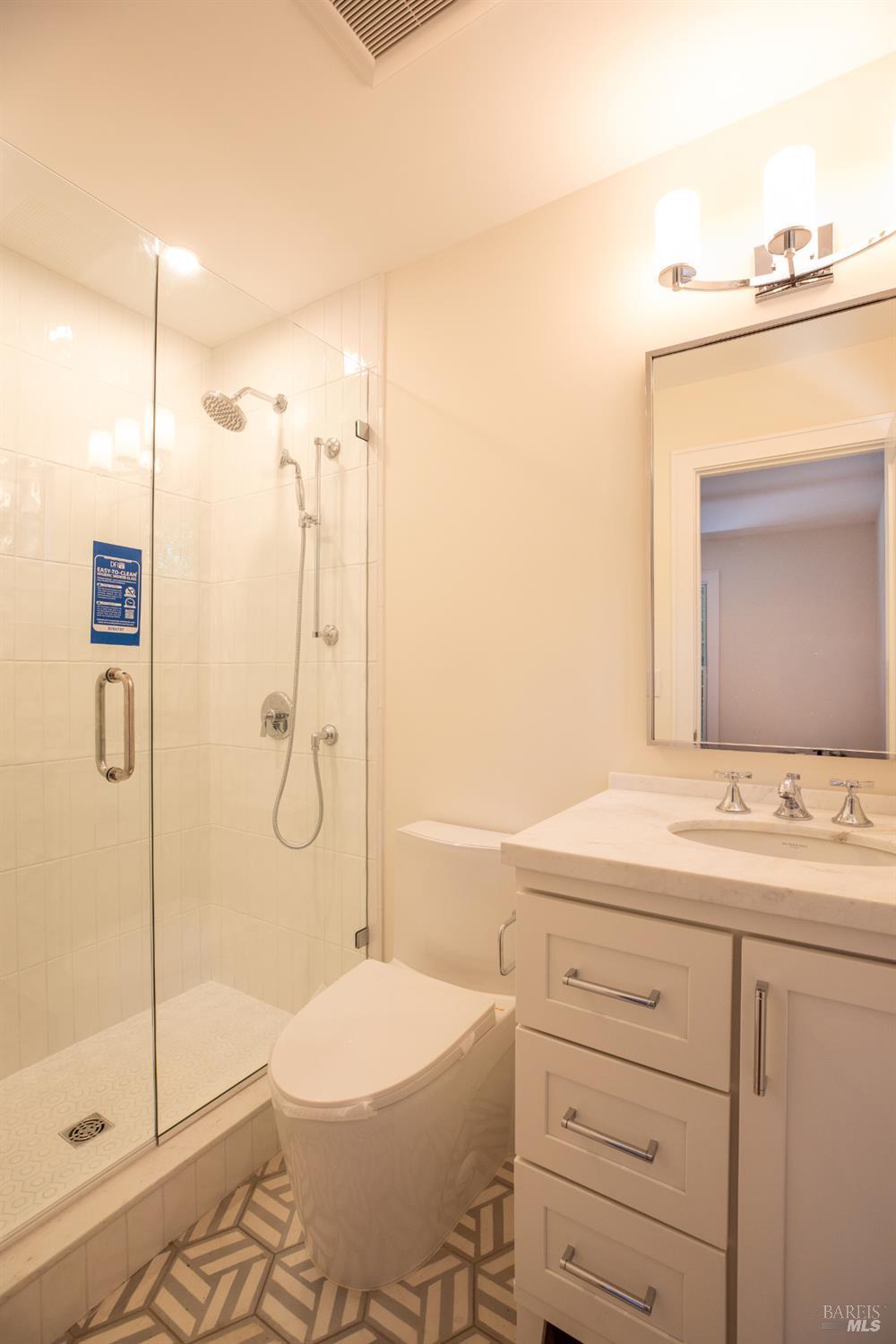 1914 Redwood Drive Healdsburg CA 95448