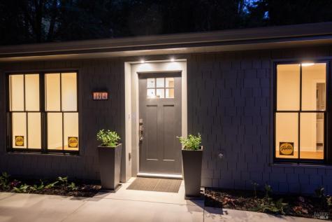1914 Redwood Drive Healdsburg CA 95448