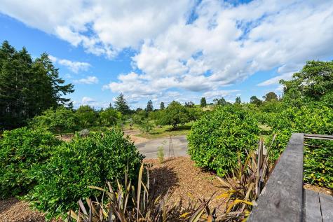 2630 Burnside Road Sebastopol CA 95472