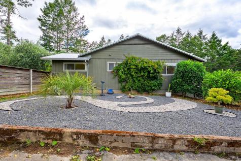 2630 Burnside Road Sebastopol CA 95472