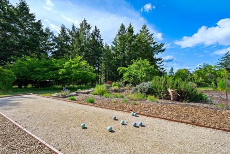 2630 Burnside Road Sebastopol CA 95472