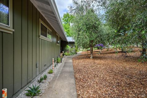 2630 Burnside Road Sebastopol CA 95472