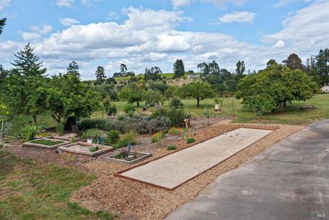 2630 Burnside Road Sebastopol CA 95472