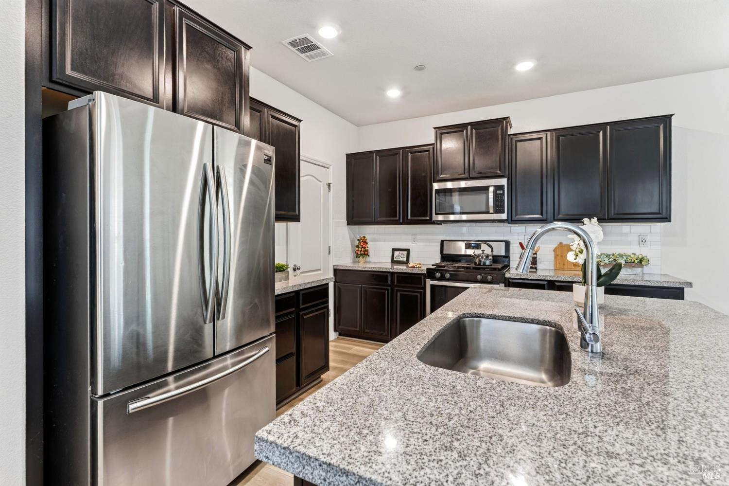 2351 Hanson Drive Fairfield CA 94533