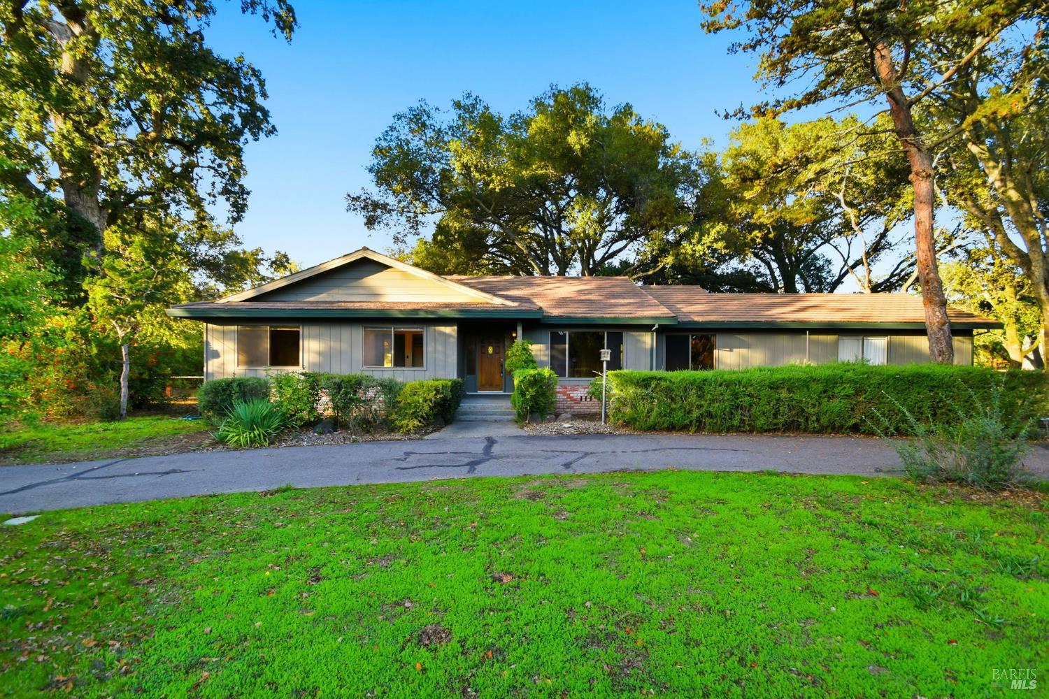 175 Bonnie Way Glen Ellen CA 95442