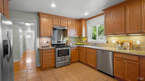 10 Corte Roble Novato CA 94949