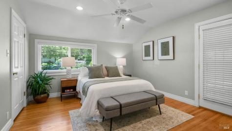 10 Corte Roble Novato CA 94949