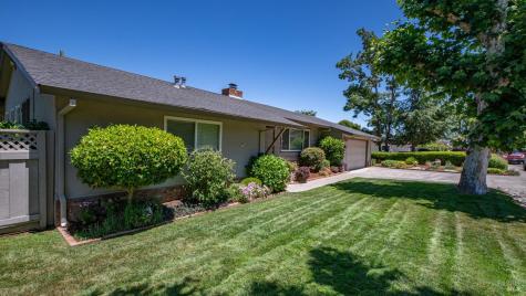 10 Corte Roble Novato CA 94949