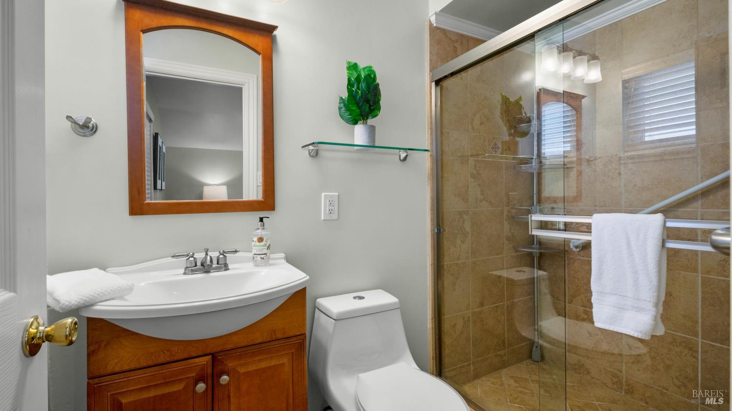 10 Corte Roble Novato CA 94949