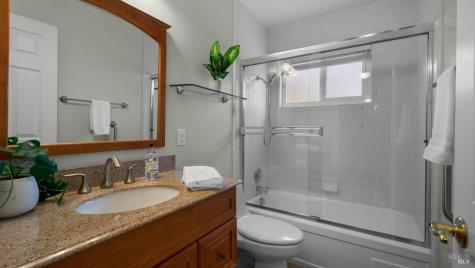 10 Corte Roble Novato CA 94949