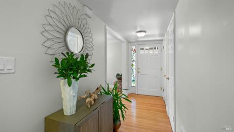 10 Corte Roble Novato CA 94949