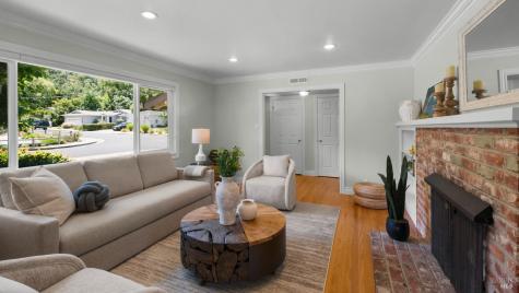 10 Corte Roble Novato CA 94949