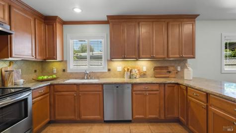 10 Corte Roble Novato CA 94949