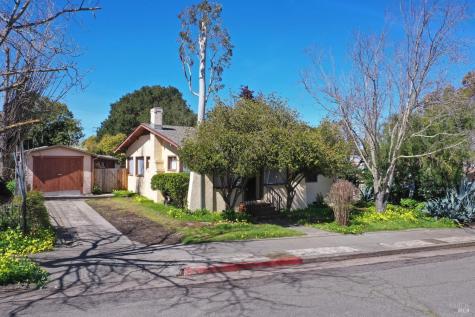 404 Douglas Street Petaluma CA 94952