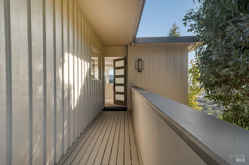 1754 Lagoon View Drive Tiburon CA 94920