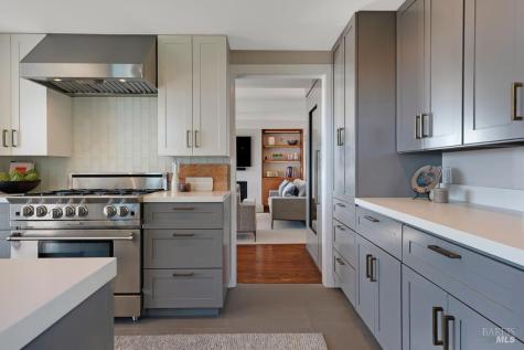 1754 Lagoon View Drive Tiburon CA 94920