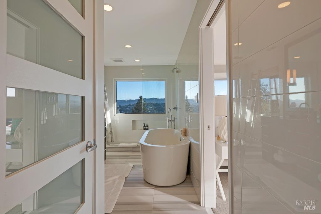 1754 Lagoon View Drive Tiburon CA 94920