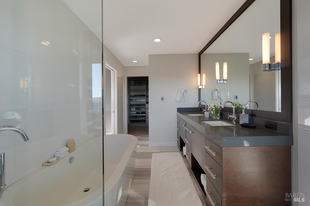 1754 Lagoon View Drive Tiburon CA 94920
