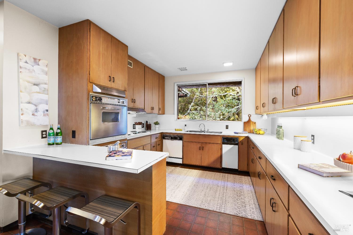 2395 Sobre Vista Road Sonoma CA 95476
