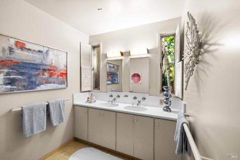 2395 Sobre Vista Road Sonoma CA 95476