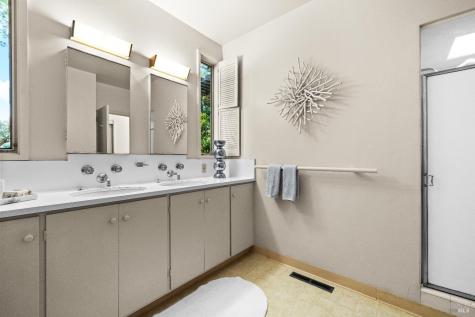 2395 Sobre Vista Road Sonoma CA 95476
