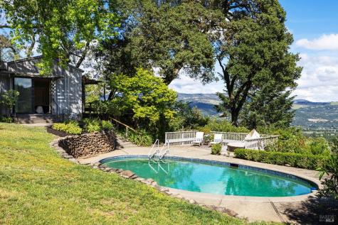2395 Sobre Vista Road Sonoma CA 95476