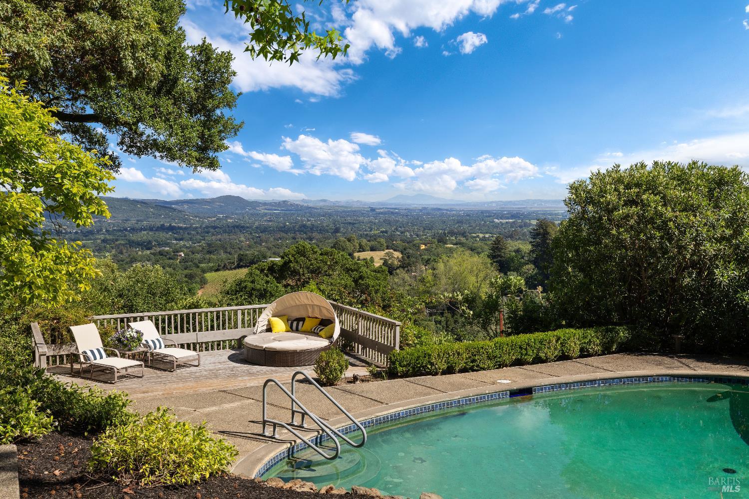 2395 Sobre Vista Road Sonoma CA 95476