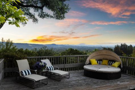 2395 Sobre Vista Road Sonoma CA 95476