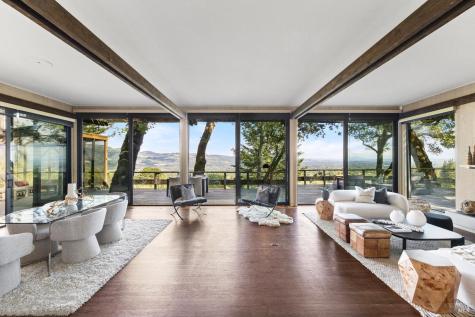 2395 Sobre Vista Road Sonoma CA 95476