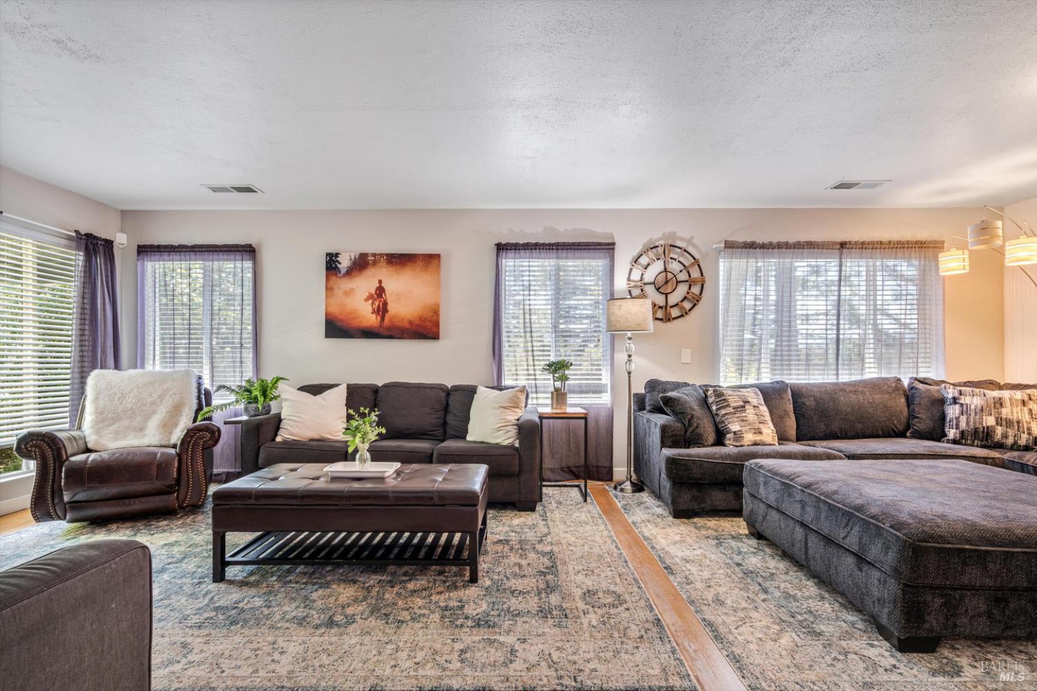 317 Alexander Valley Road Healdsburg CA 95448
