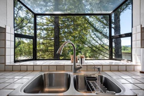 317 Alexander Valley Road Healdsburg CA 95448