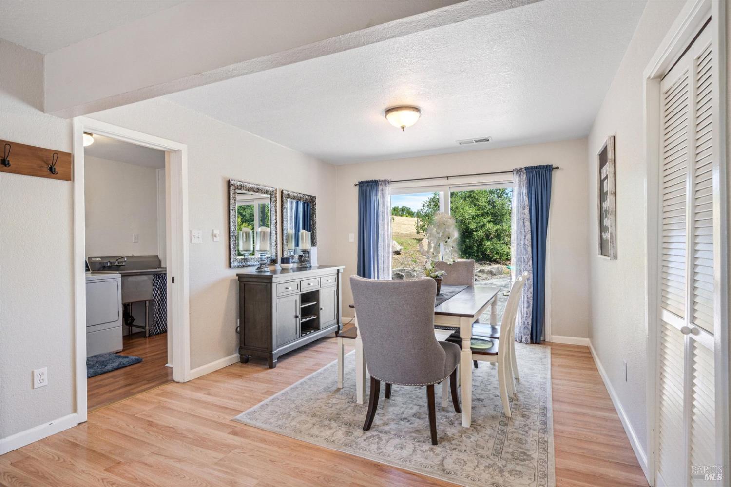 317 Alexander Valley Road Healdsburg CA 95448