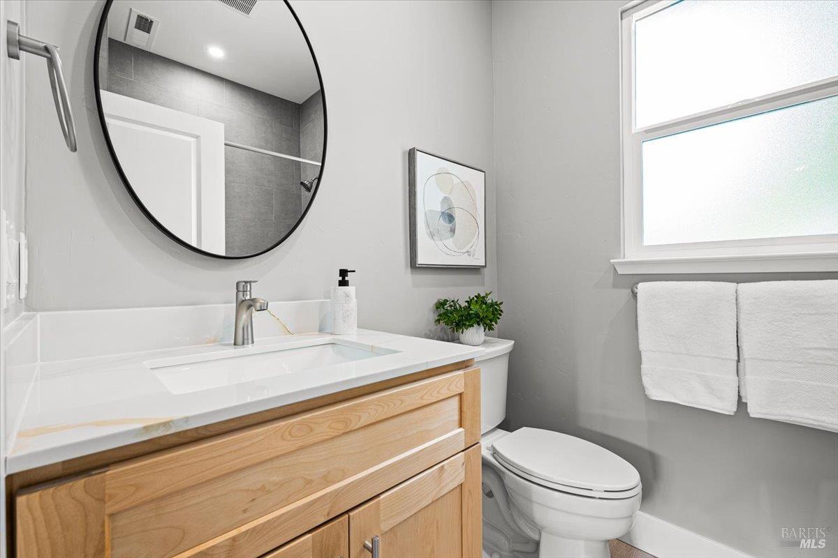 1524 Fair Oaks Court Santa Rosa CA 95404