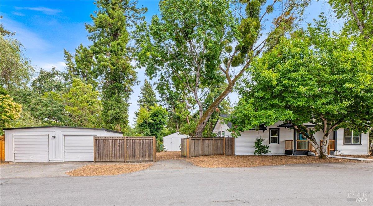 1524 Fair Oaks Court Santa Rosa CA 95404