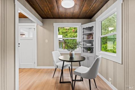 1524 Fair Oaks Court Santa Rosa CA 95404