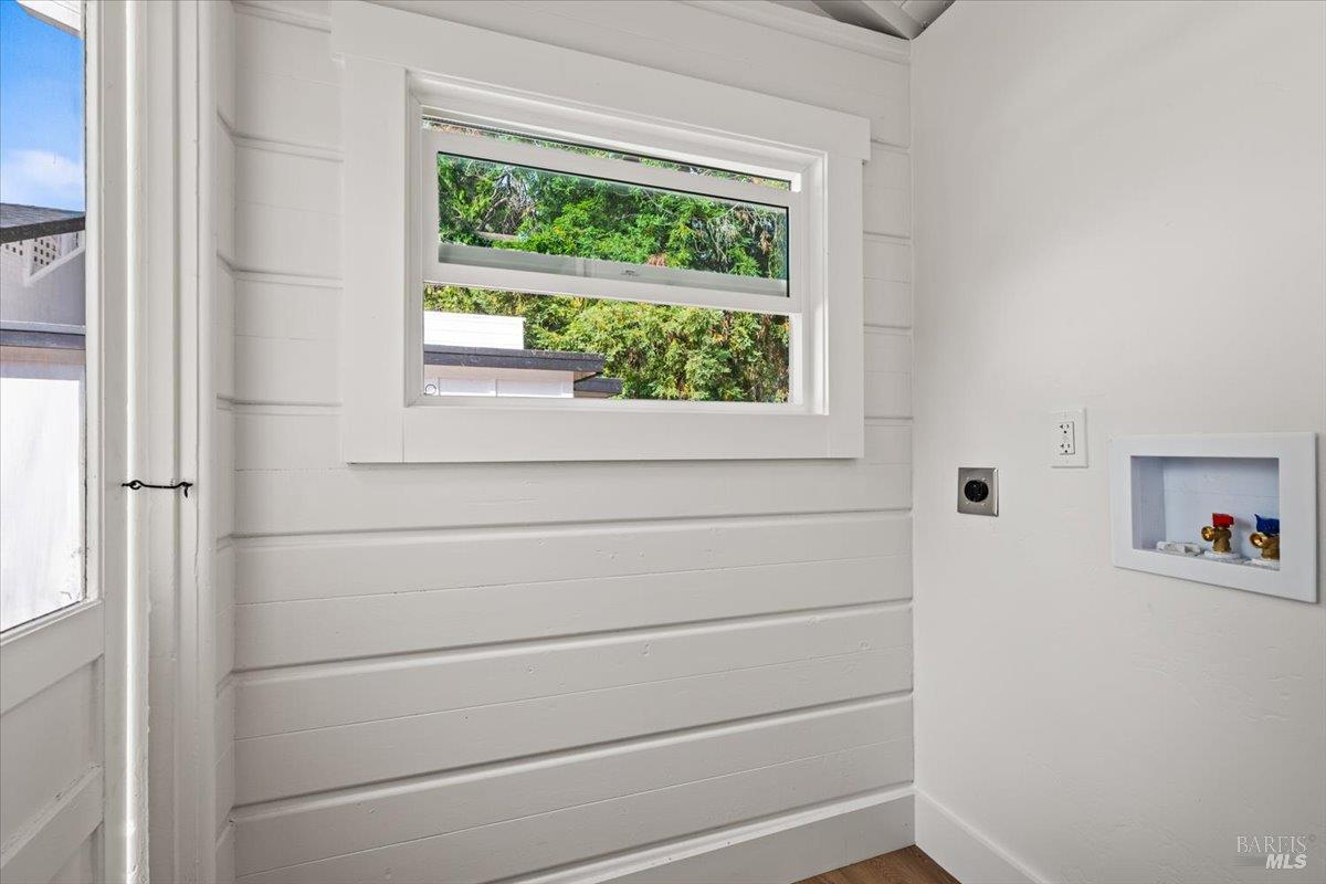 1524 Fair Oaks Court Santa Rosa CA 95404