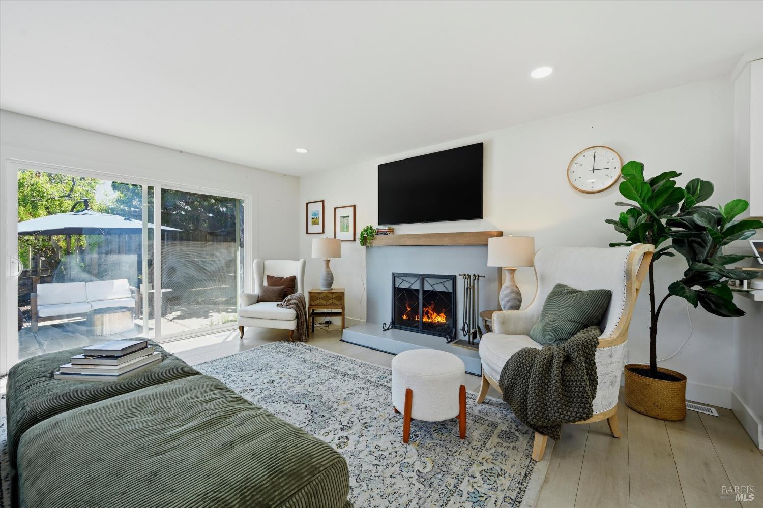 3571 Meadowbrook Drive Napa CA 94558
