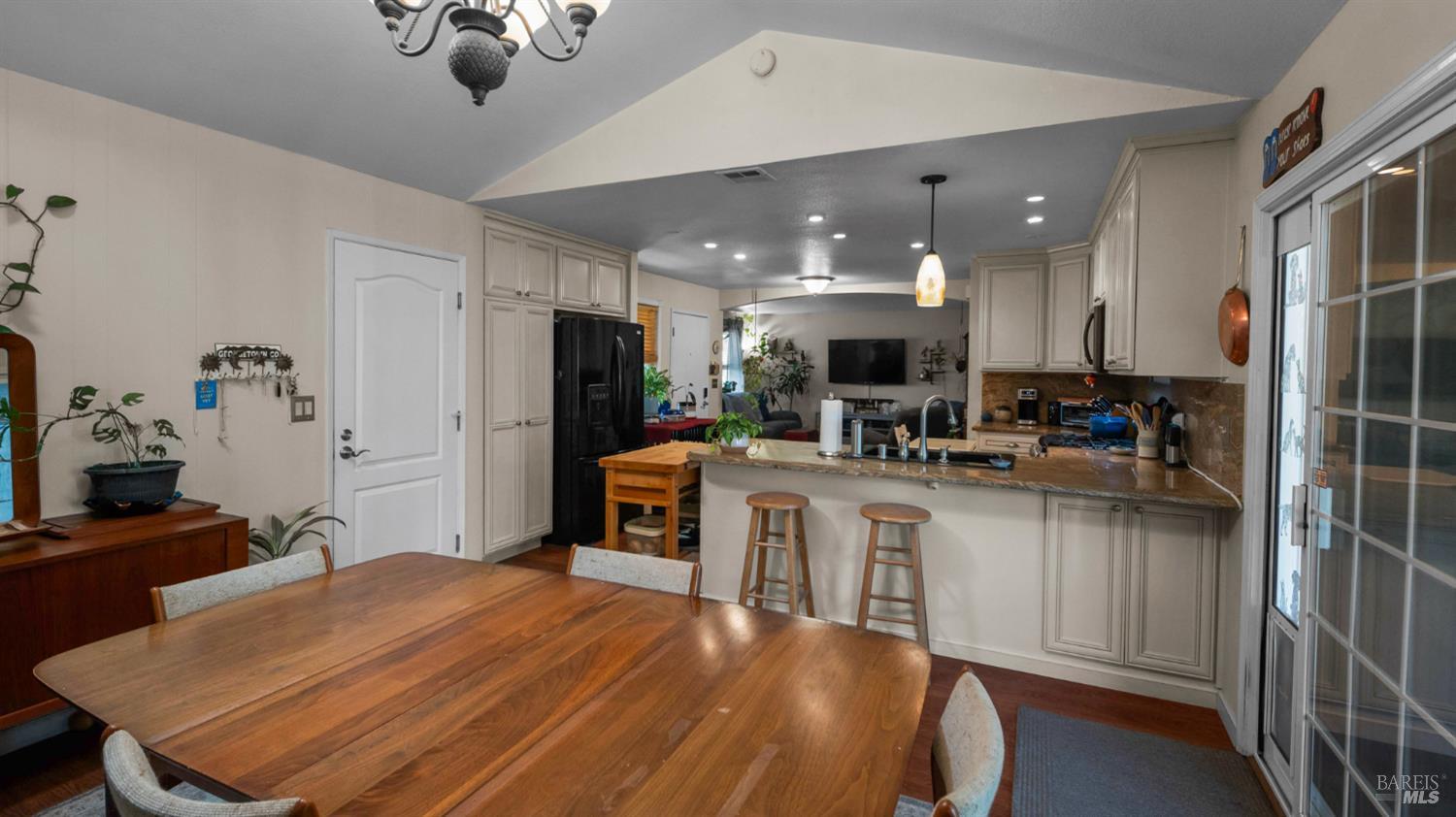 424 Holly Street Vallejo CA 94589