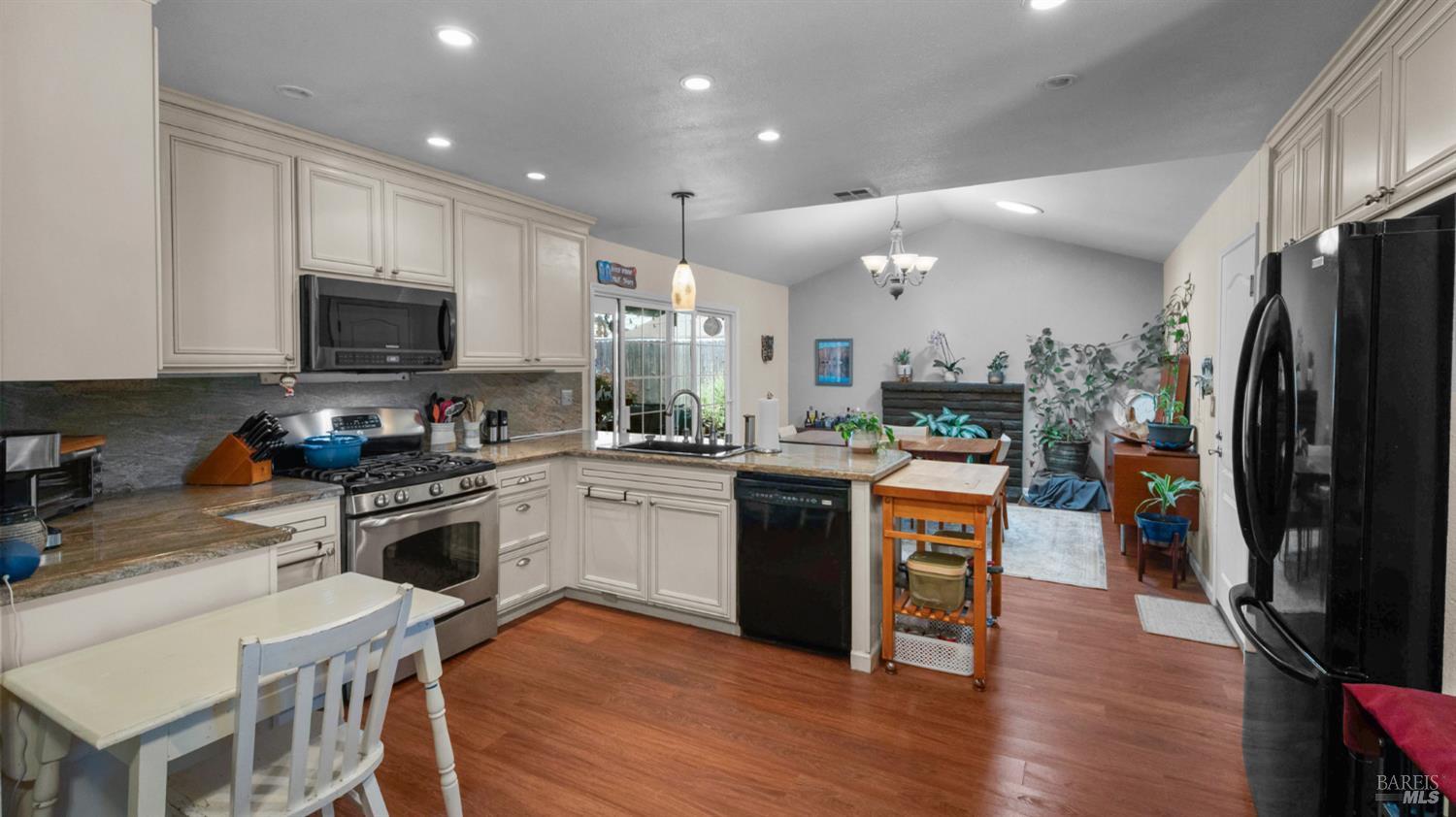 424 Holly Street Vallejo CA 94589