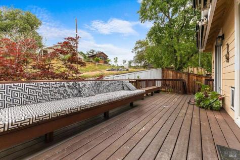 103 Paul Wittke Drive Healdsburg CA 95448