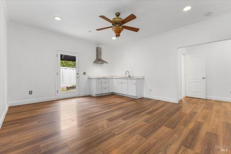 103 Paul Wittke Drive Healdsburg CA 95448