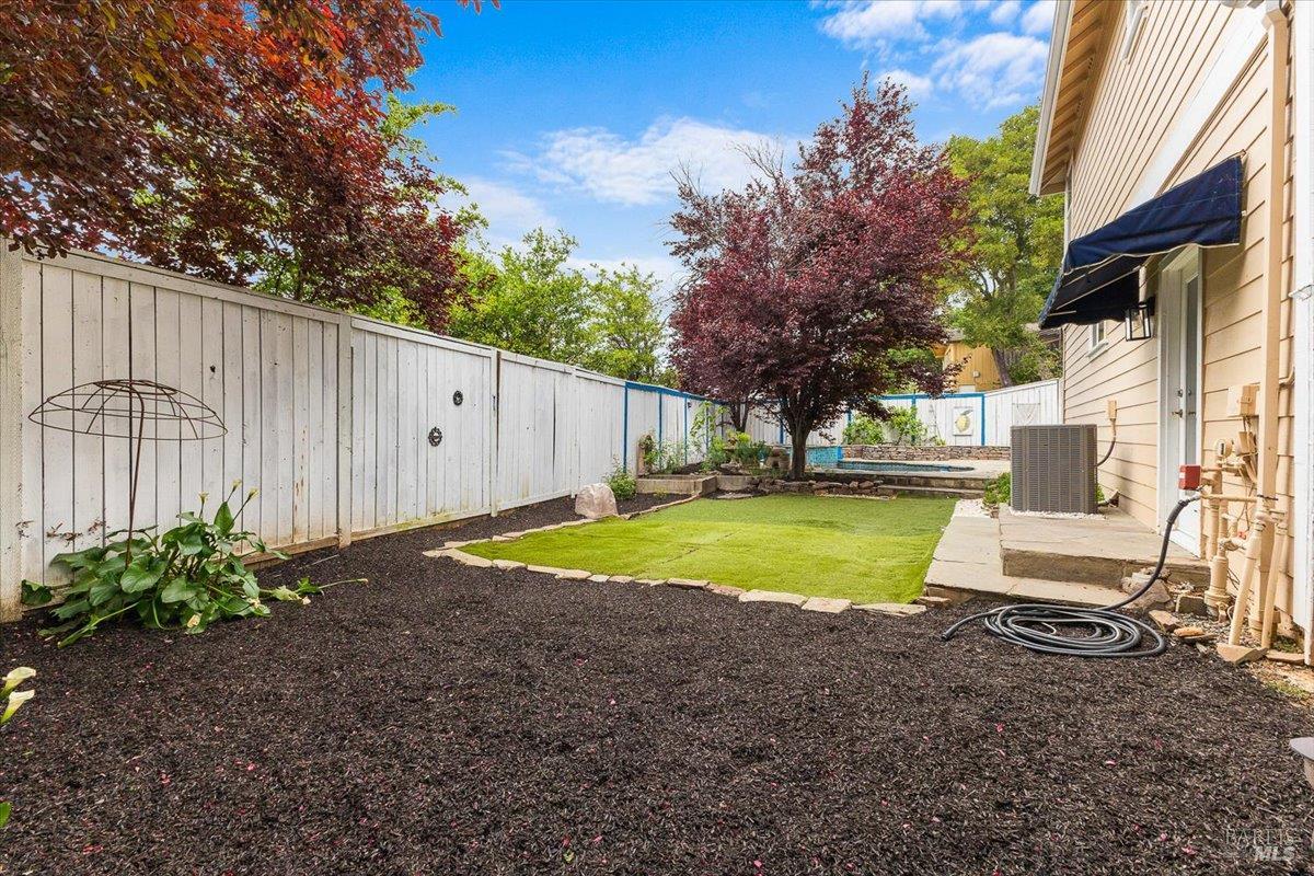 103 Paul Wittke Drive Healdsburg CA 95448