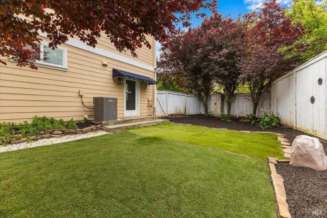103 Paul Wittke Drive Healdsburg CA 95448