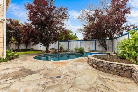 103 Paul Wittke Drive Healdsburg CA 95448
