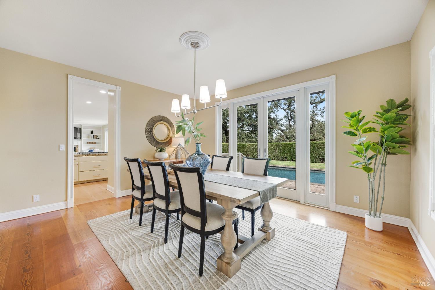 382 Laguna Vista Road Santa Rosa CA 95401