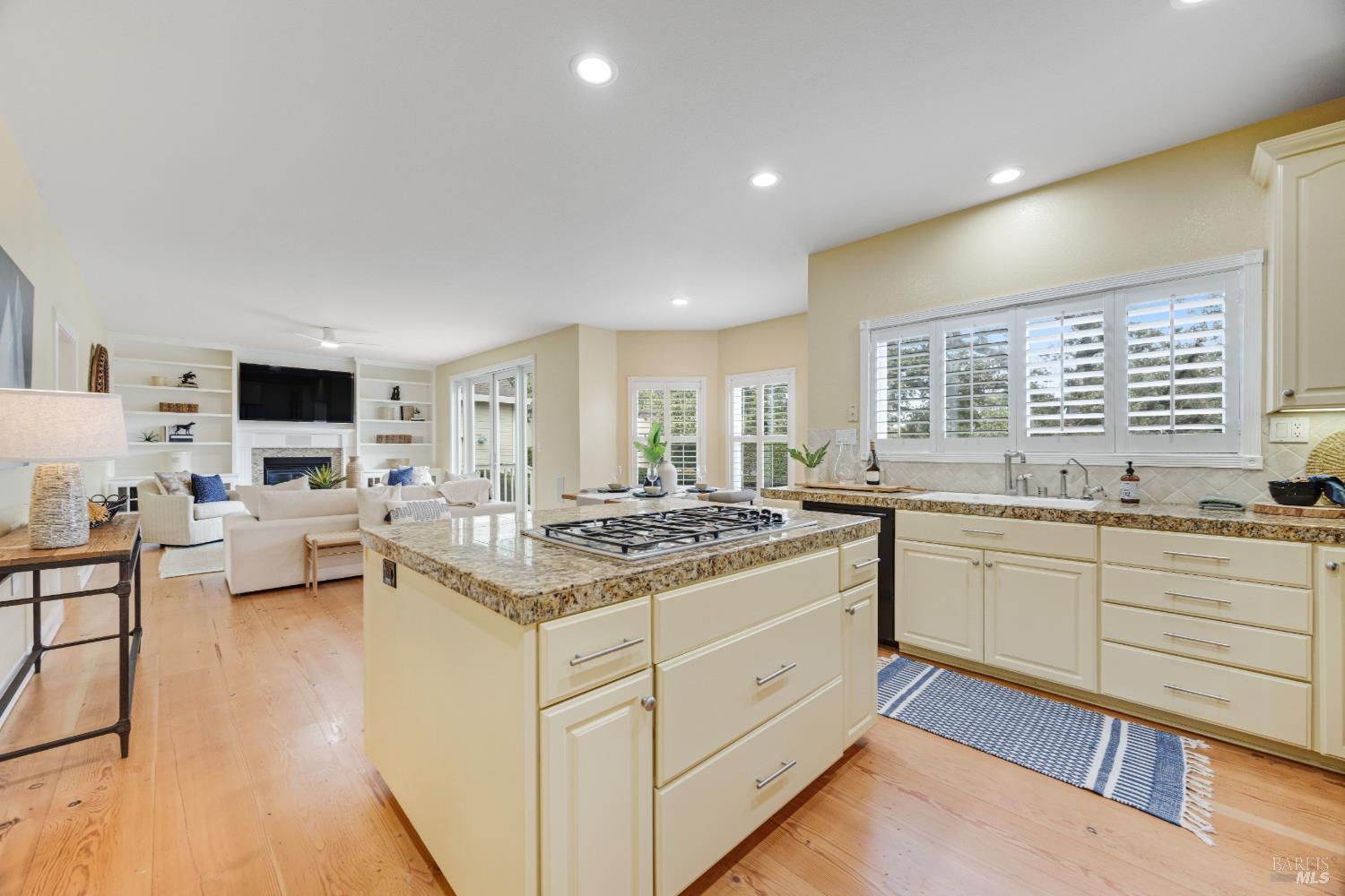 382 Laguna Vista Road Santa Rosa CA 95401