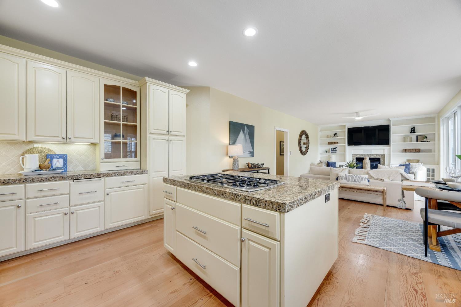 382 Laguna Vista Road Santa Rosa CA 95401