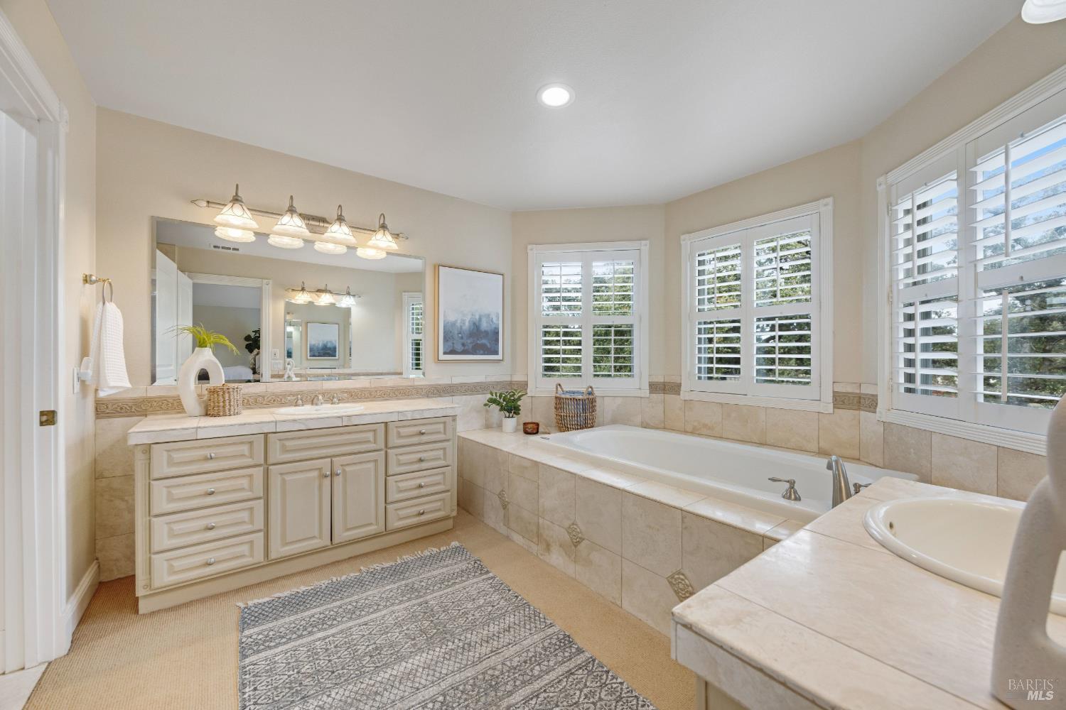 382 Laguna Vista Road Santa Rosa CA 95401