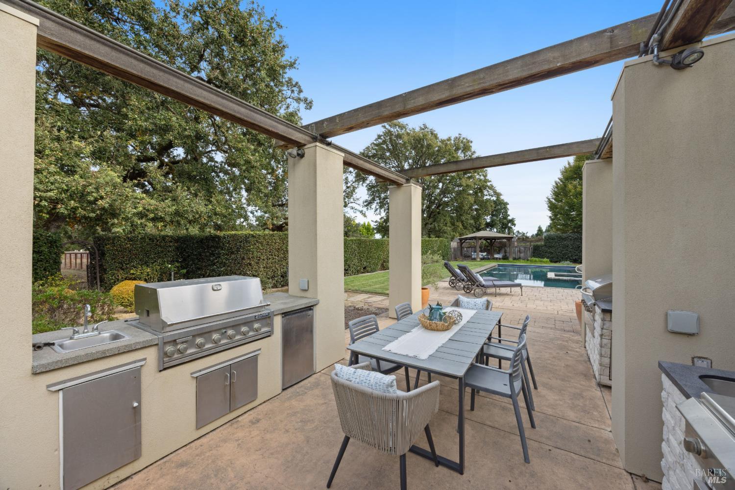 382 Laguna Vista Road Santa Rosa CA 95401